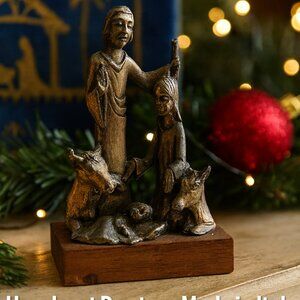 Vintage Italian Pewter Nativity Figurine Handmade Peltrò Inciso a Mano